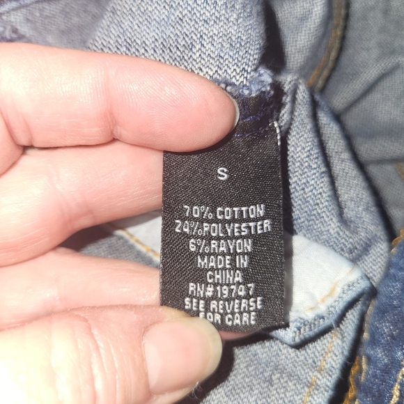 Sugar Magnolia Jean Jacket Vest - Picture 7 of 7